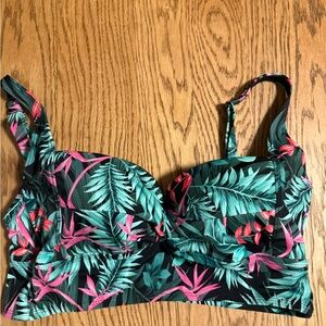 Torrid Tropical Leaf Print Bikini Top (Torrid size 0, equivalent to size L/12)